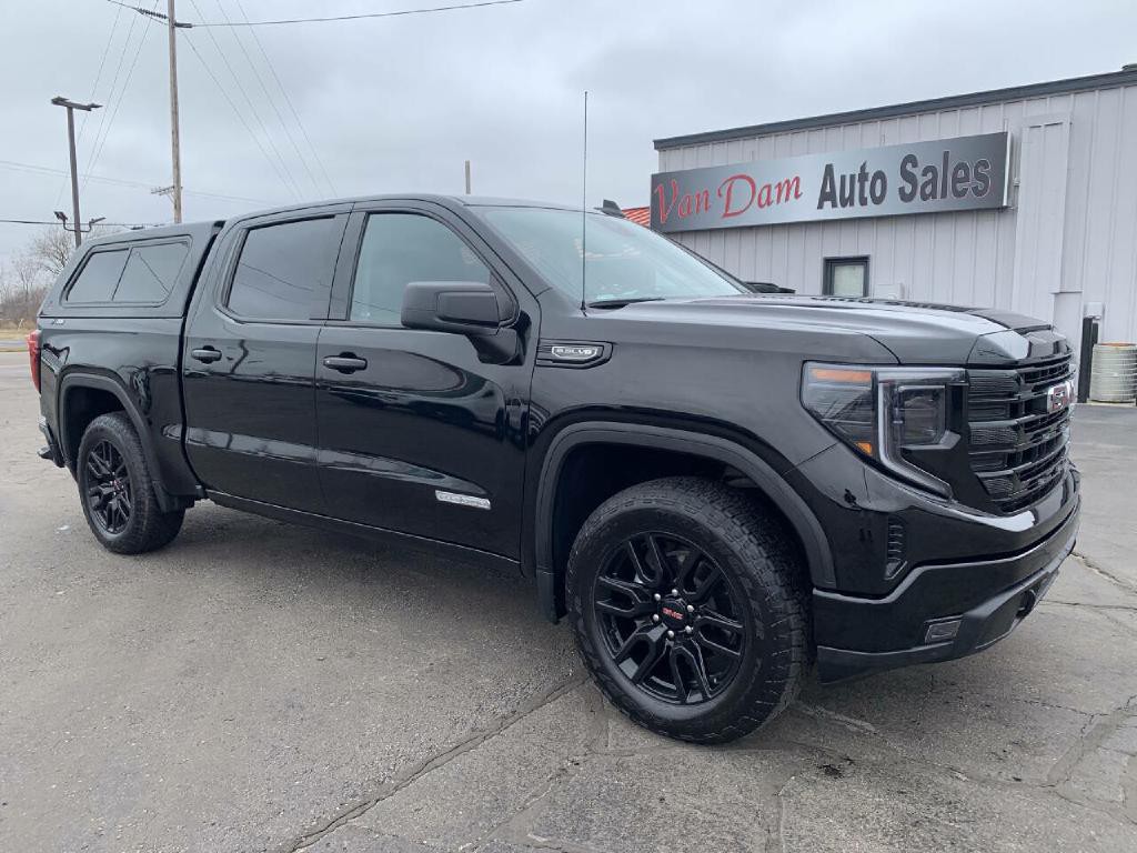 2023 GMC Sierra 1500 Image 2