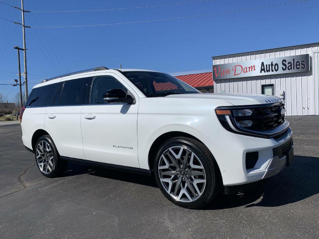 2025 Ford Expedition Image 2