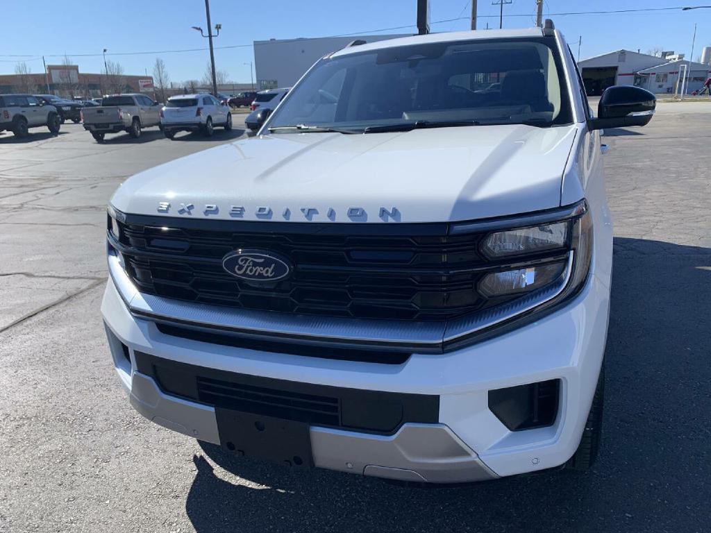 2025 Ford Expedition Image 3
