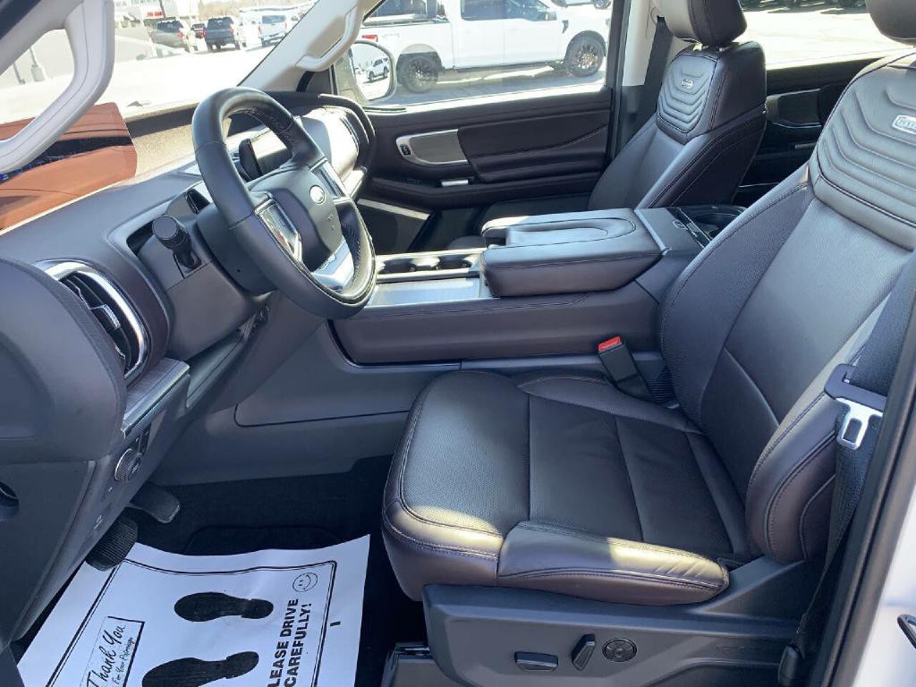 2025 Ford Expedition Image 10