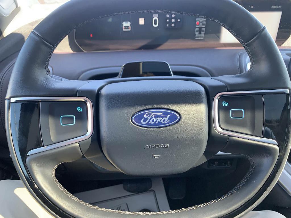 2025 Ford Expedition Image 12