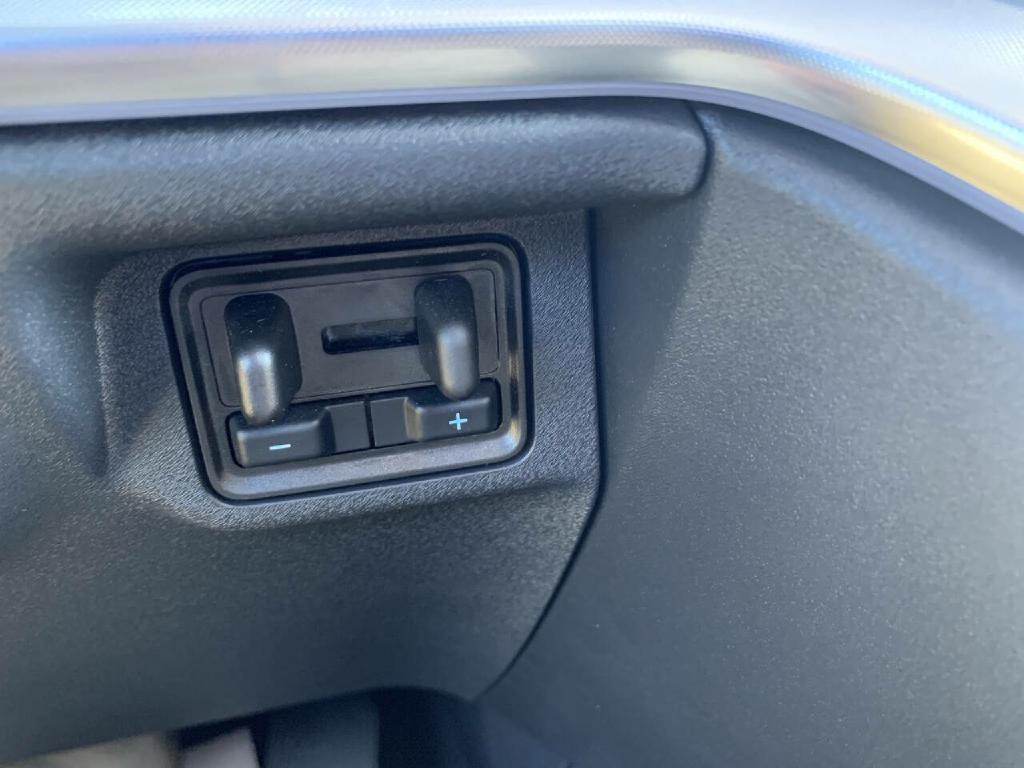 2025 Ford Expedition Image 34