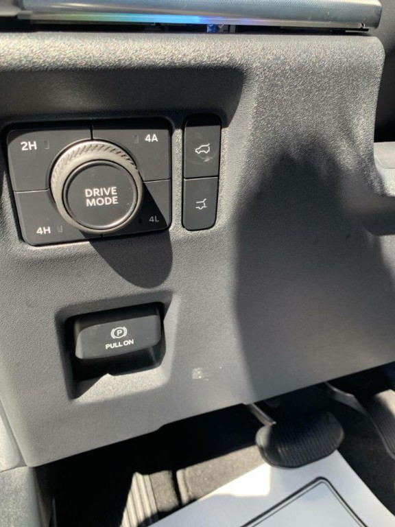 2025 Ford Expedition Image 35