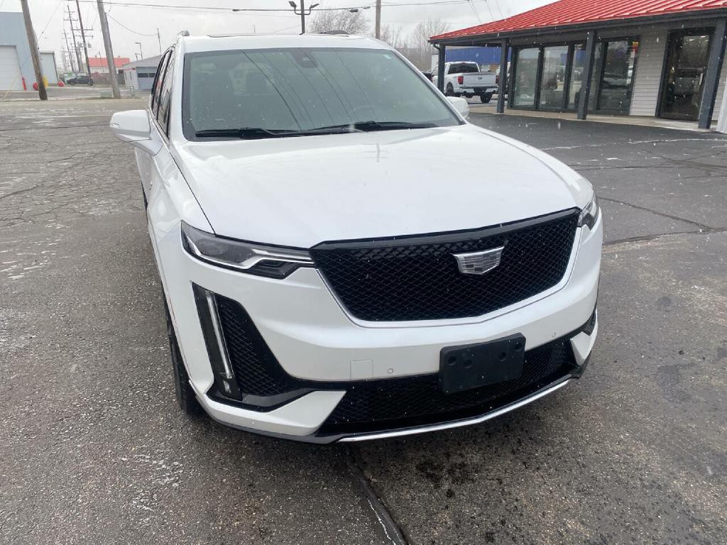 2023 Cadillac XT6 Image 3