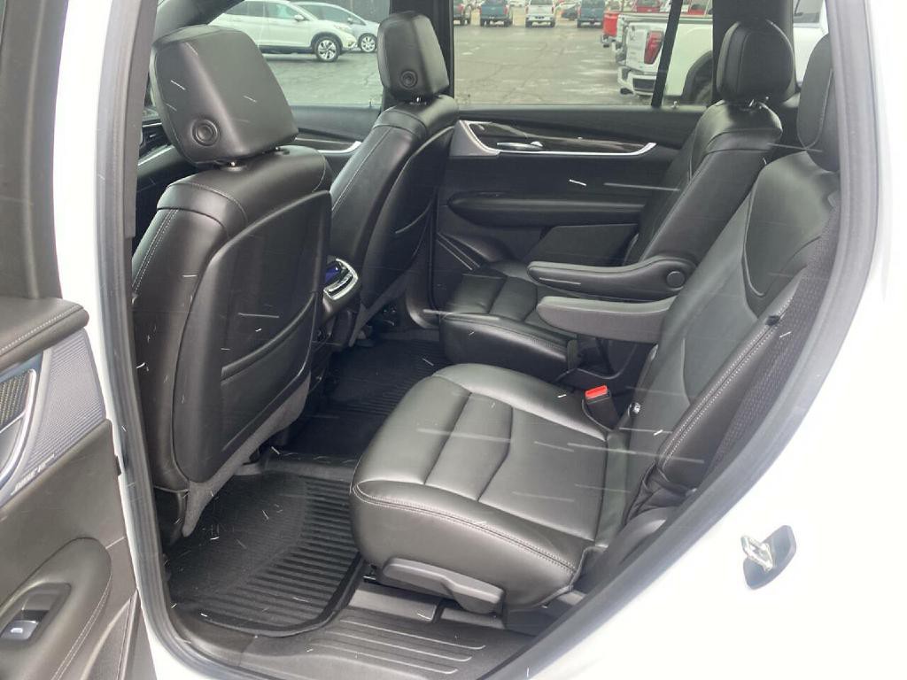 2023 Cadillac XT6 Image 13