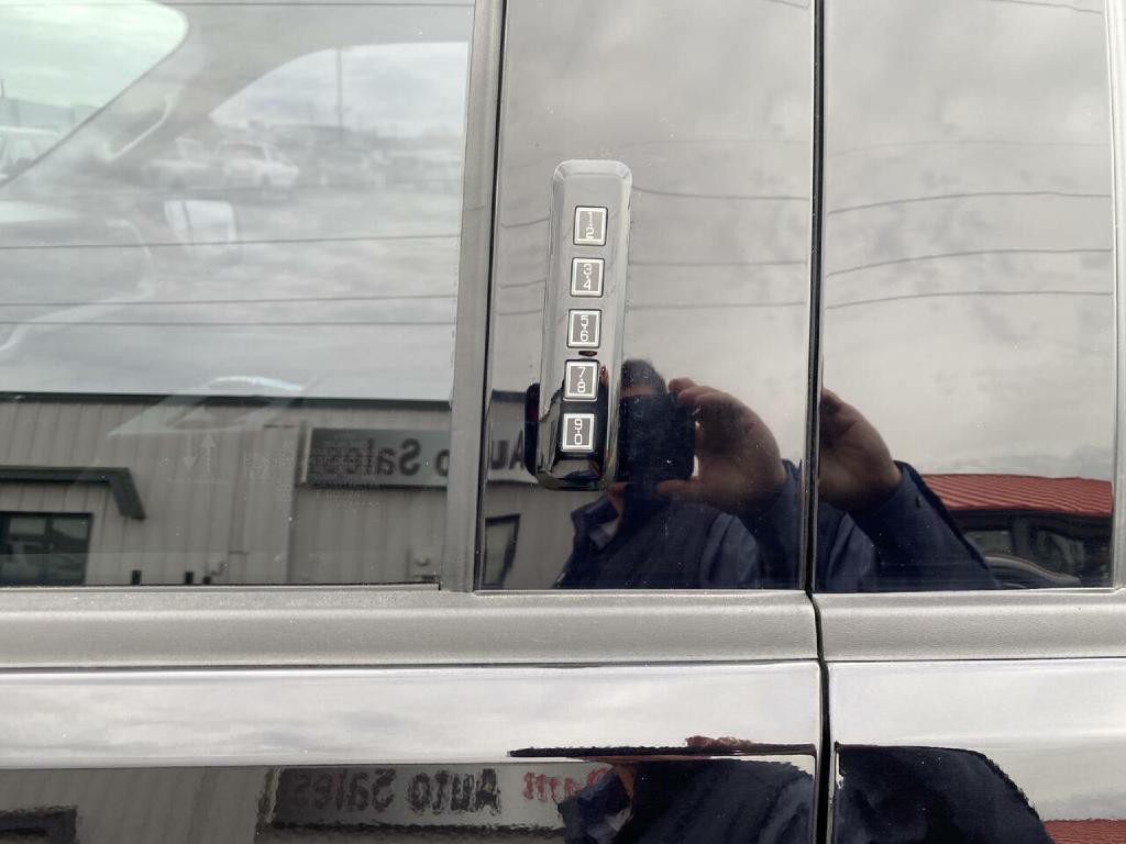 2023 Ford F-150 Image 13