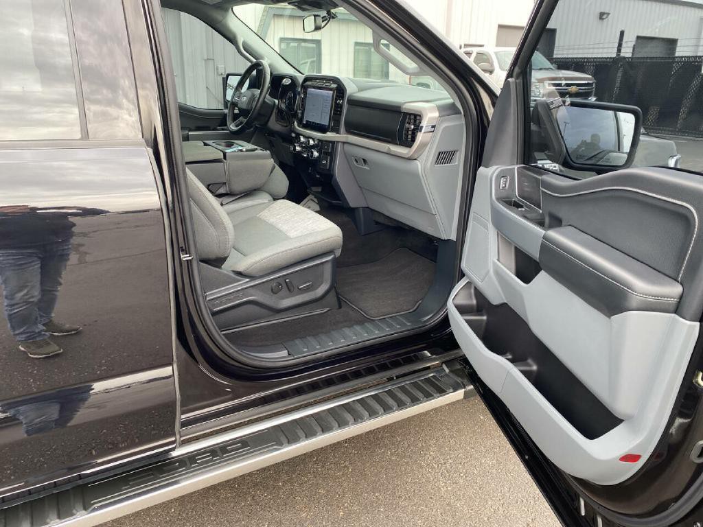 2023 Ford F-150 Image 24
