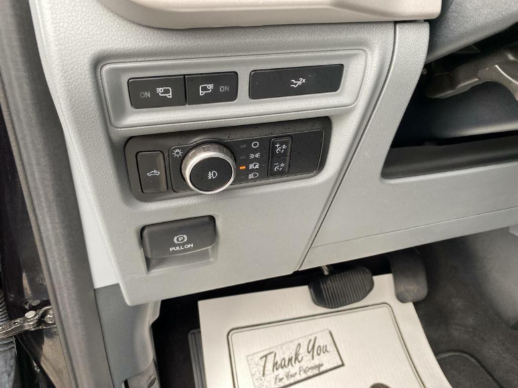 2023 Ford F-150 Image 28