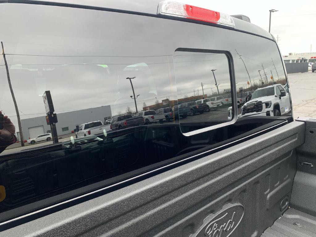 2023 Ford F-150 Image 32