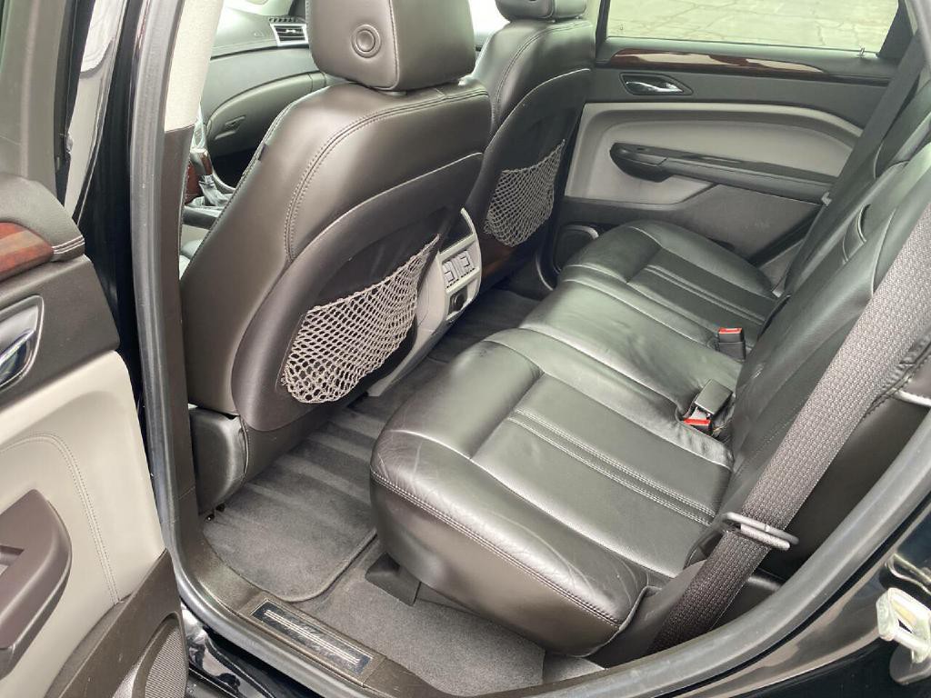 2011 Cadillac SRX Image 12