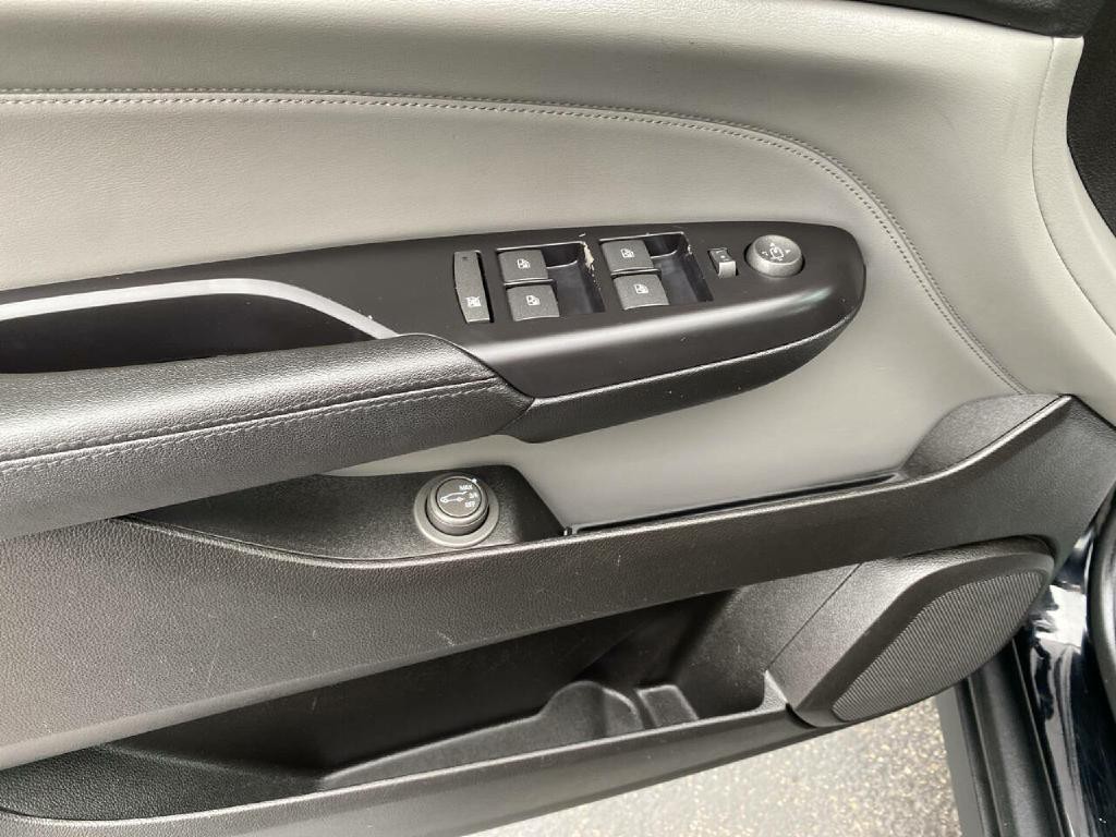 2011 Cadillac SRX Image 21