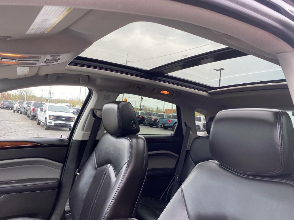 2011 Cadillac SRX Image 25