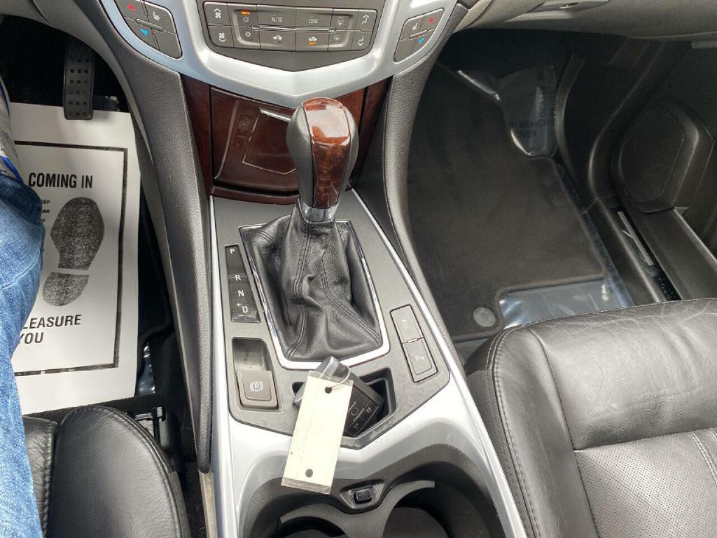 2011 Cadillac SRX Image 29
