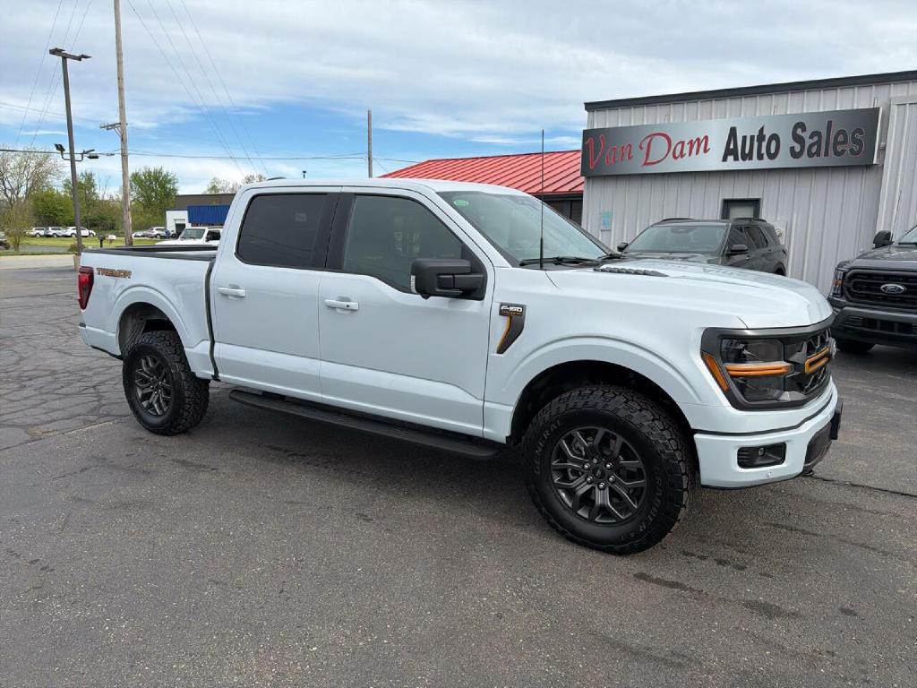 2025 Ford F-150 Image 2