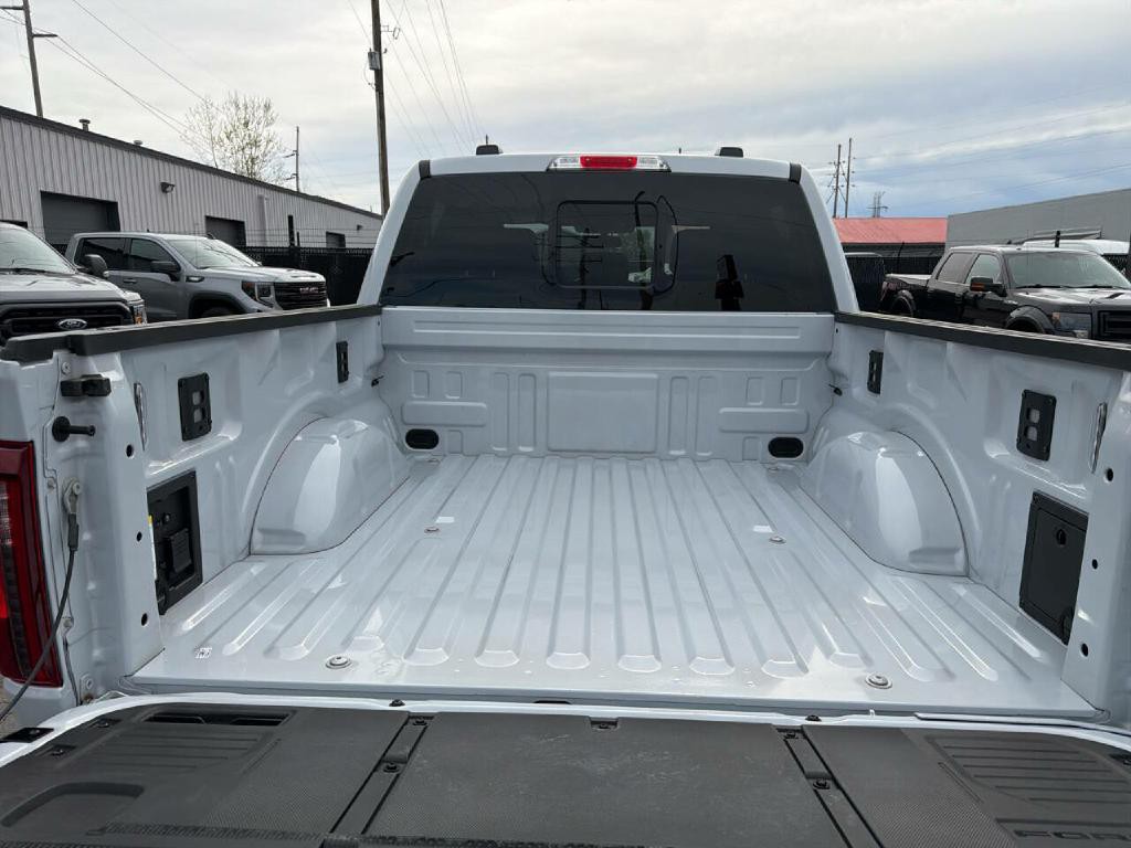 2025 Ford F-150 Image 12