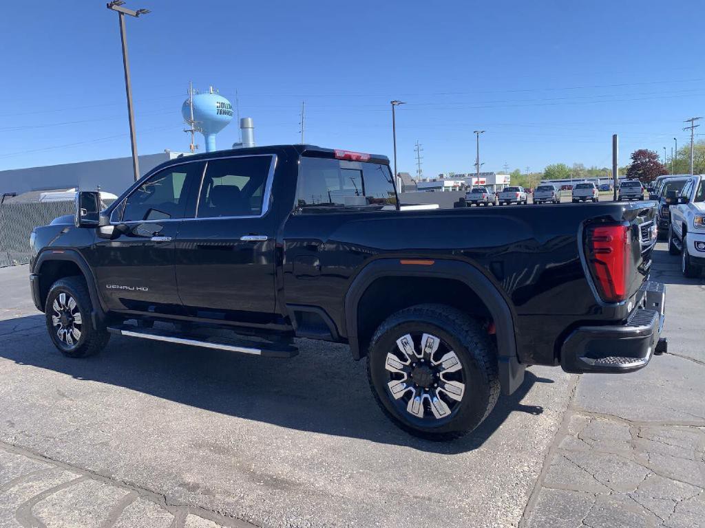 2025 GMC Sierra 2500 Image 7