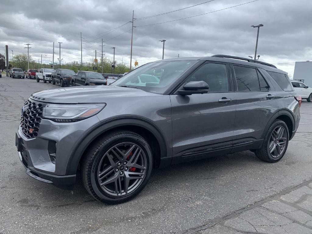 2025 Ford Explorer Image 7
