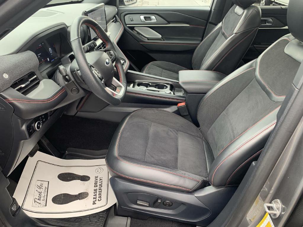 2025 Ford Explorer Image 11