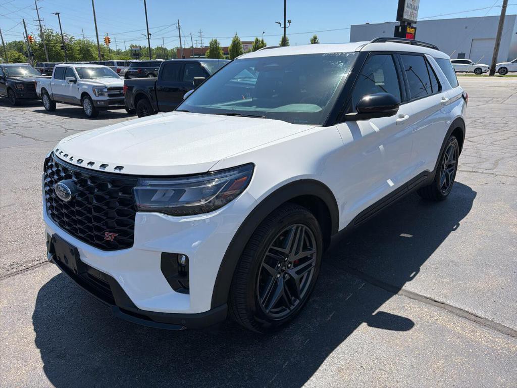 2025 Ford Explorer Image 5