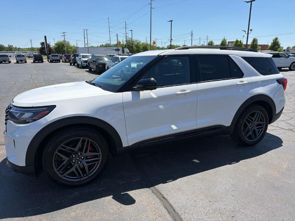 2025 Ford Explorer Image 6