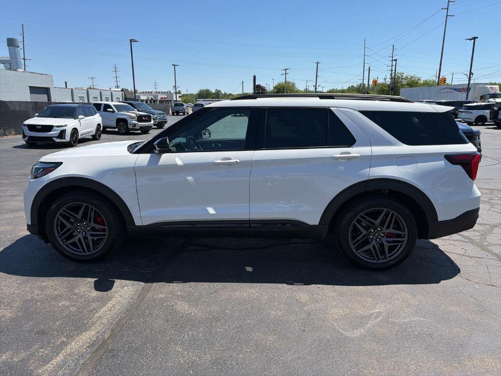 2025 Ford Explorer Image 7