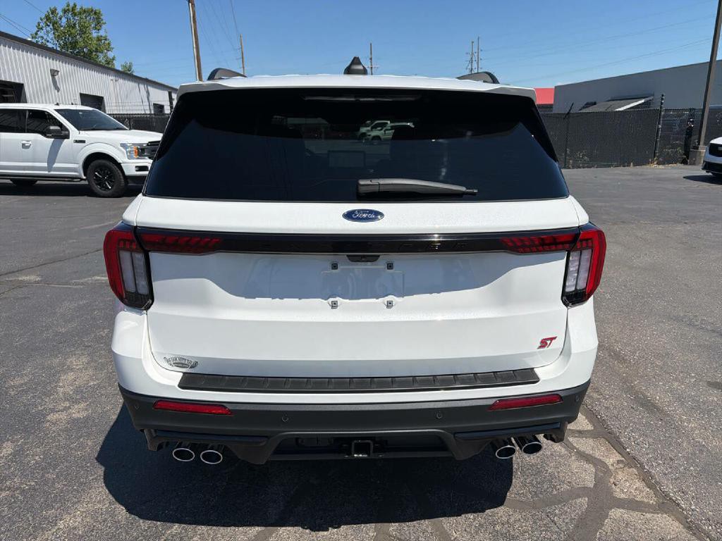 2025 Ford Explorer Image 10