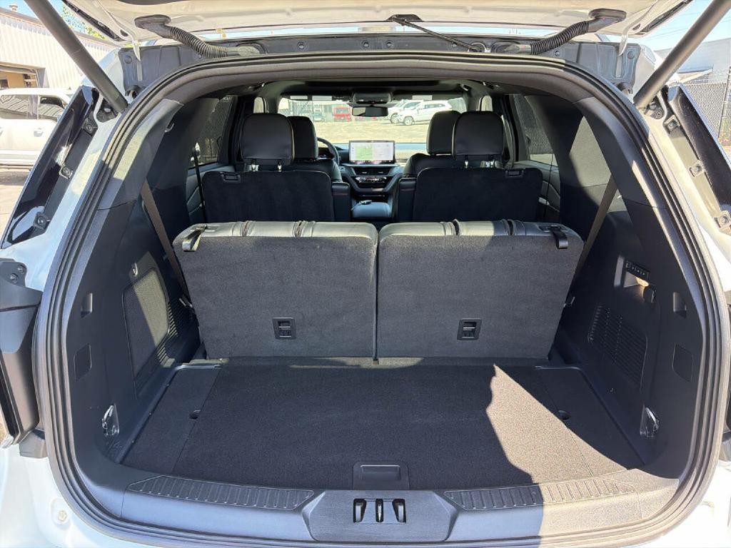 2025 Ford Explorer Image 11
