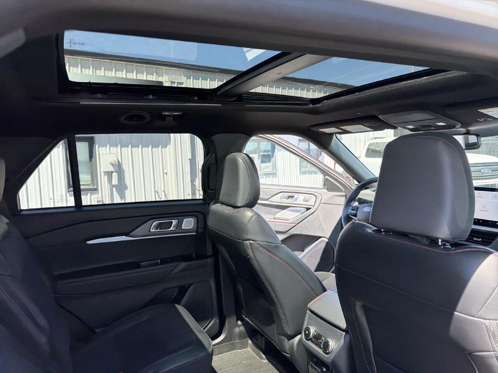 2025 Ford Explorer Image 19