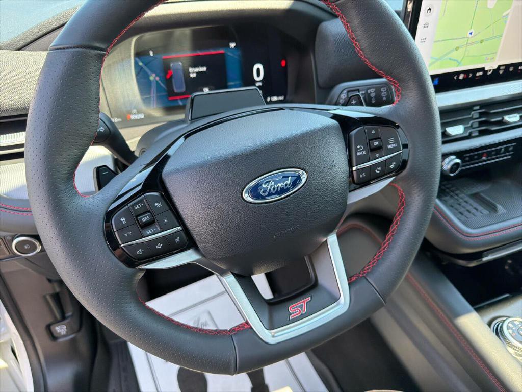 2025 Ford Explorer Image 24