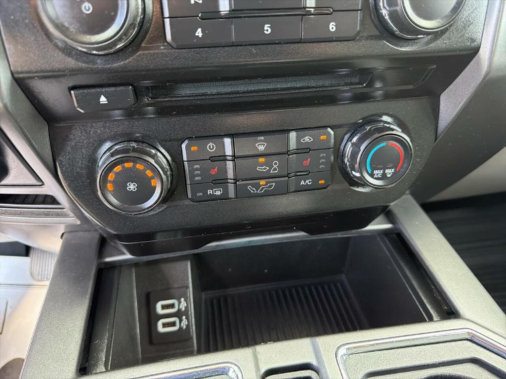 2017 Ford F-150 Image 25