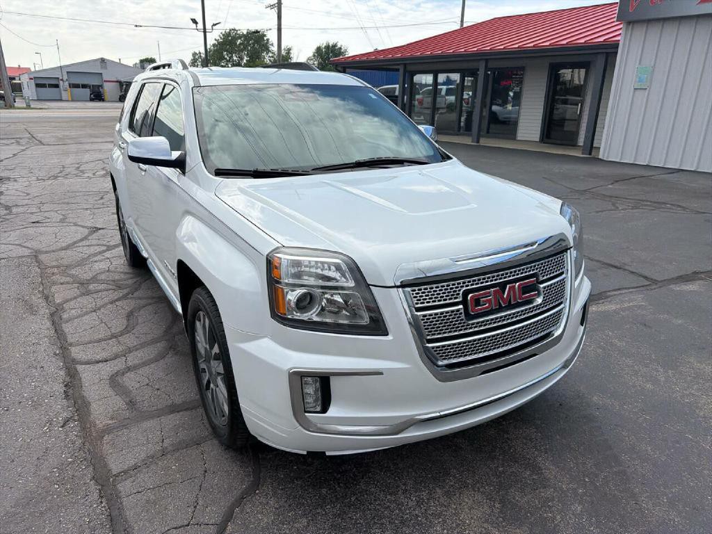 2017 GMC Terrain Image 3