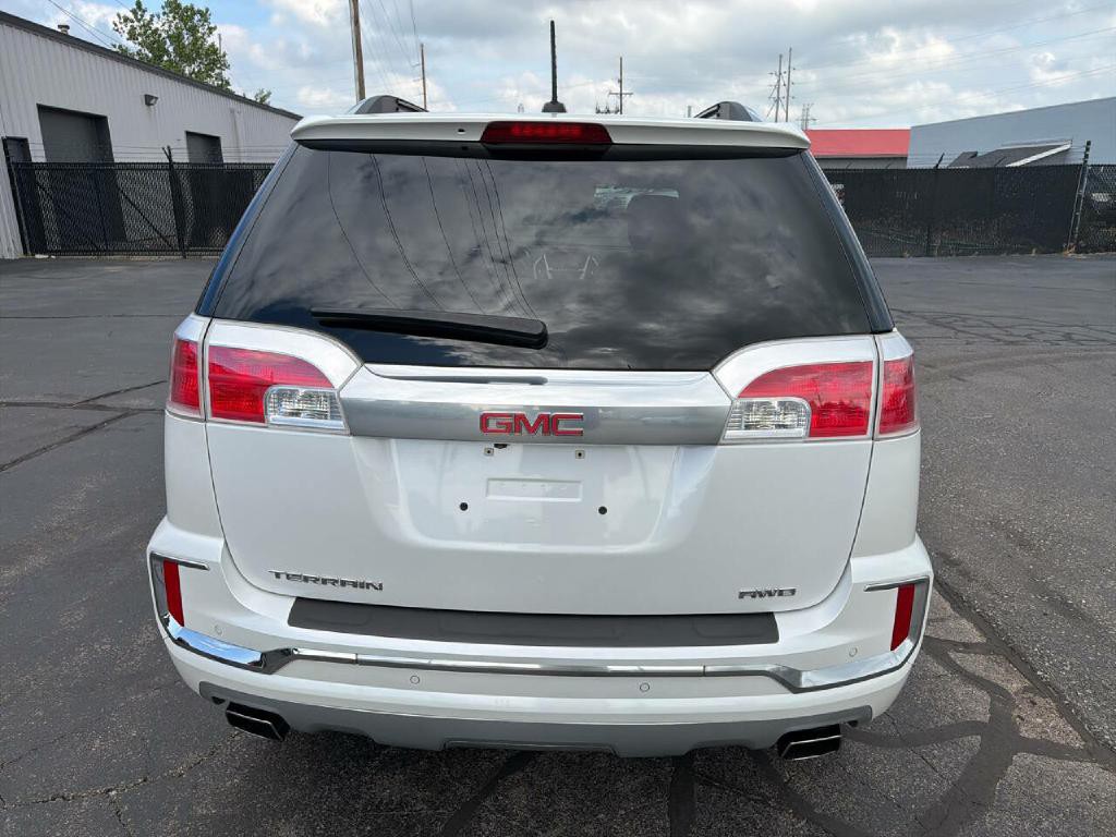 2017 GMC Terrain Image 10