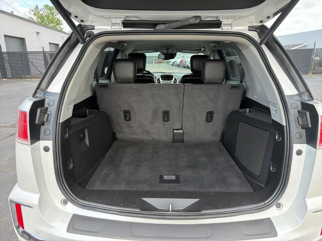 2017 GMC Terrain Image 11