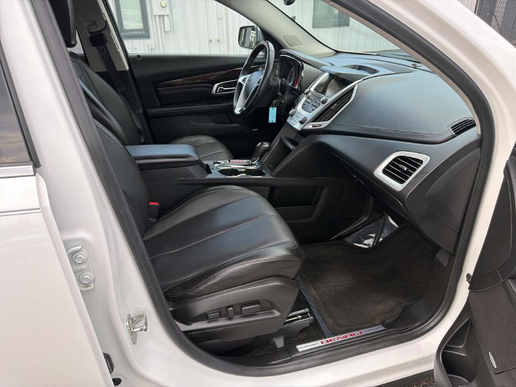 2017 GMC Terrain Image 19