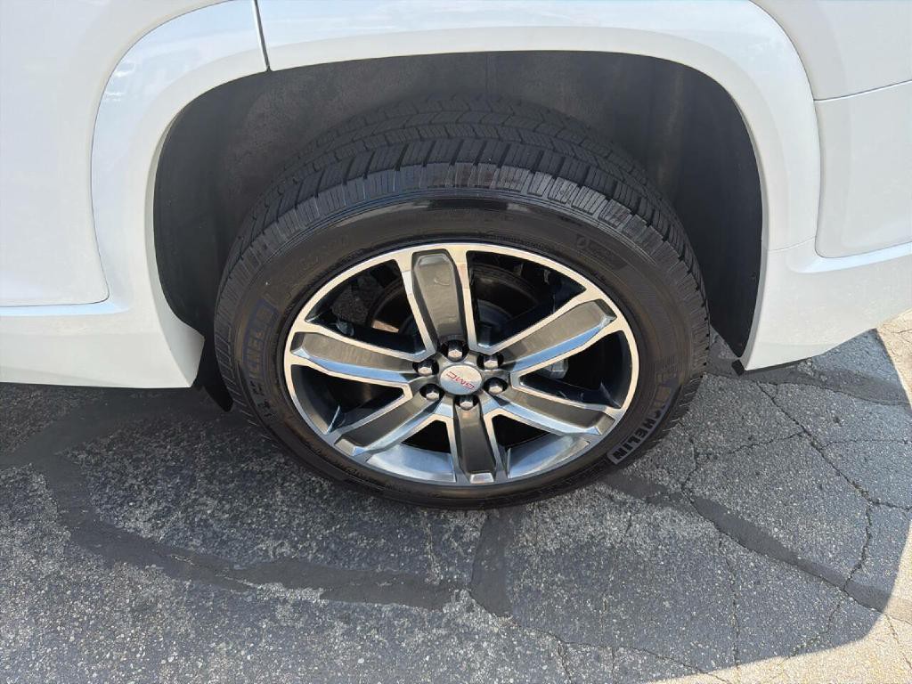 2018 GMC Acadia Image 13