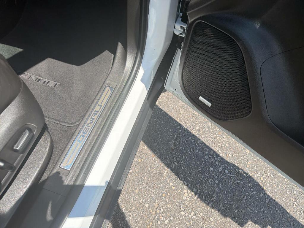 2018 GMC Acadia Image 19