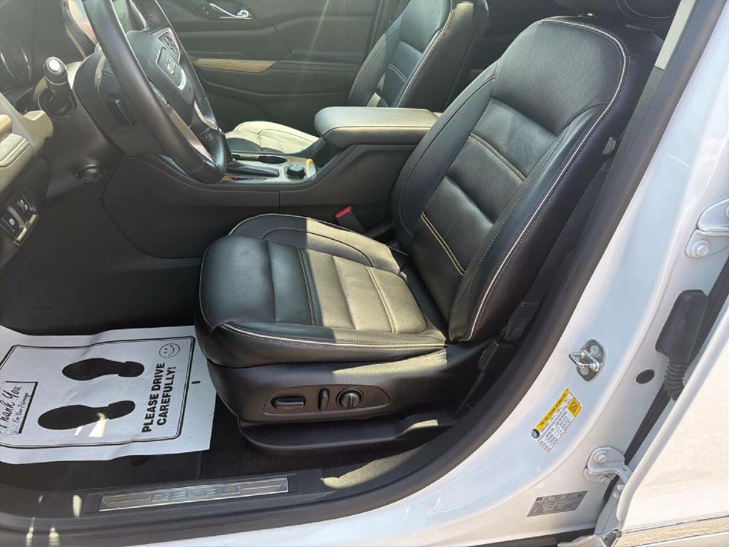 2018 GMC Acadia Image 25
