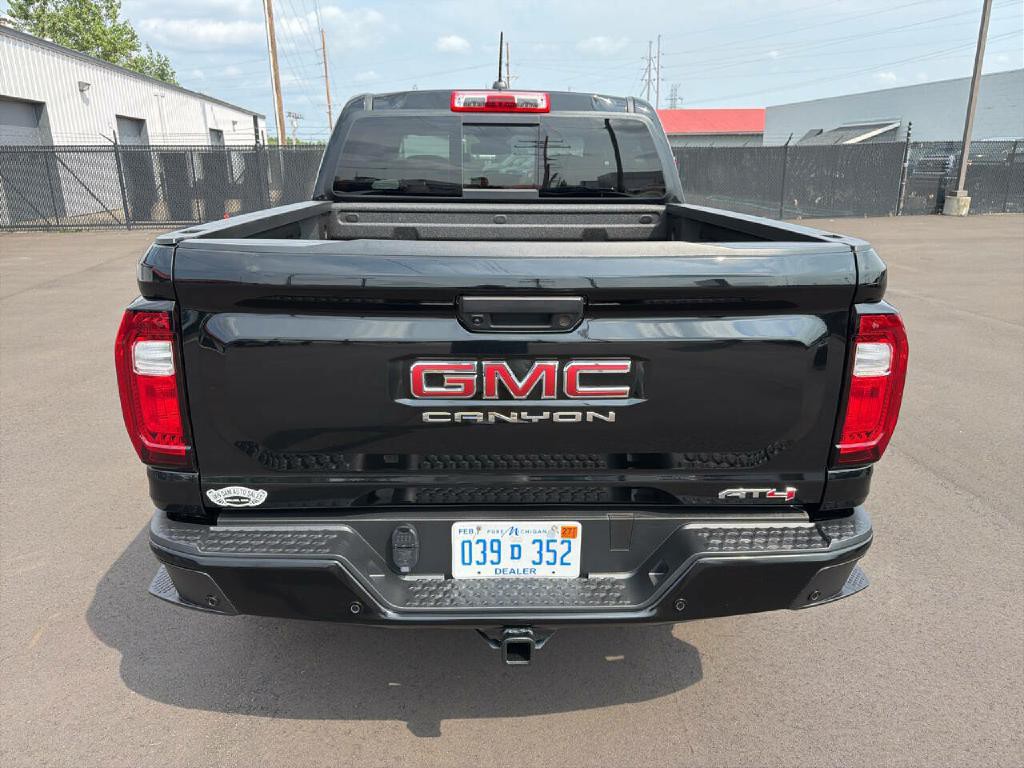 2026 GMC Canyon Image 10
