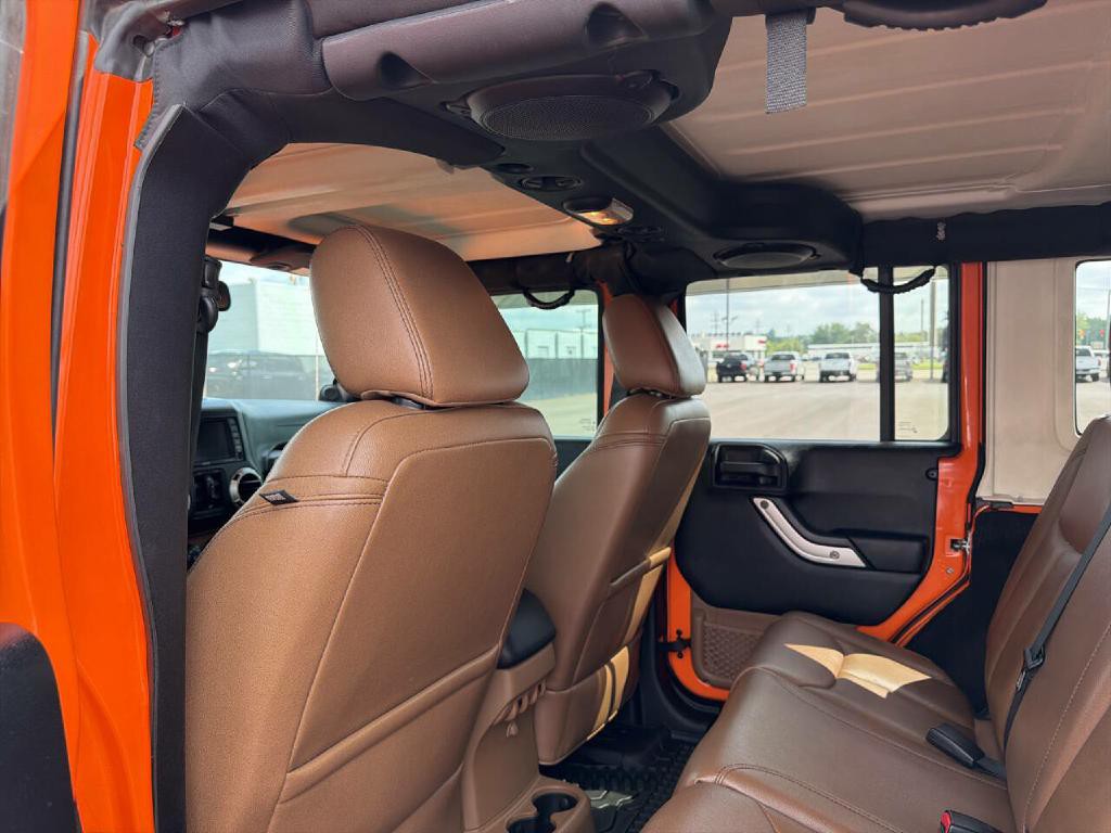 2013 Jeep Wrangler Unlimited Image 16