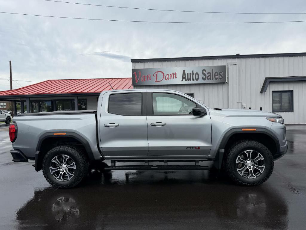 2024 GMC Canyon Image 1