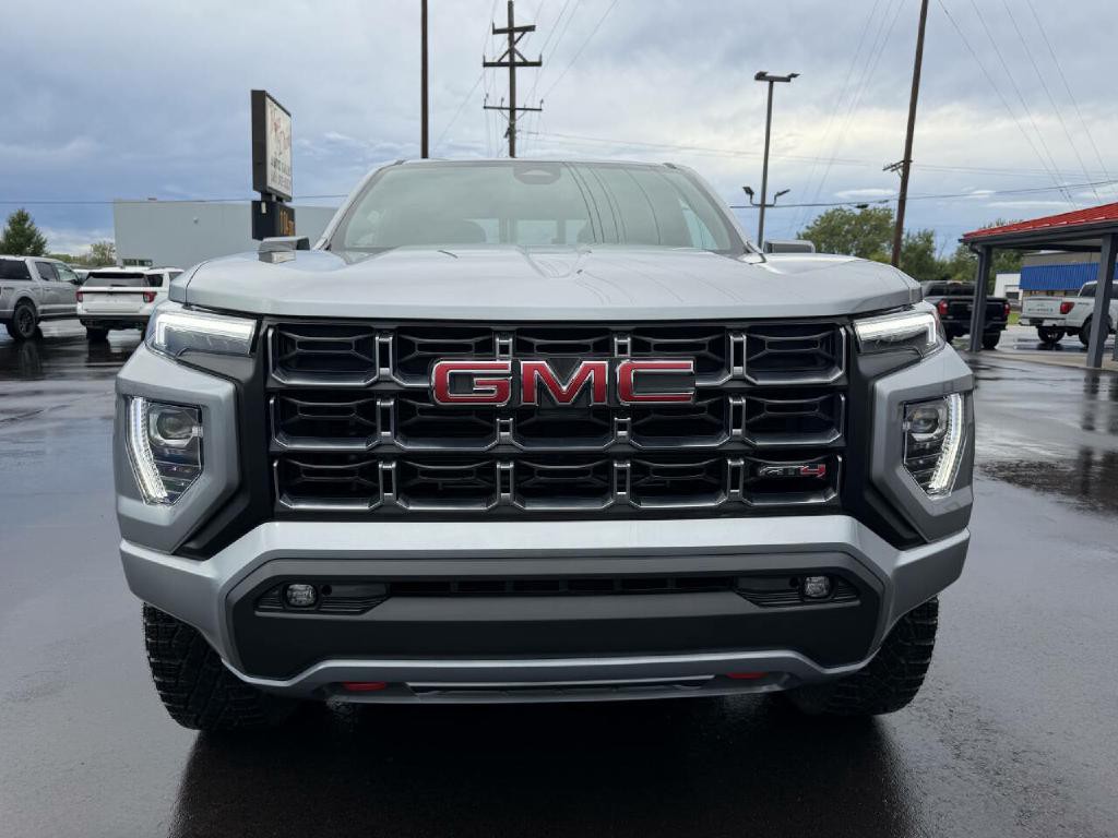 2024 GMC Canyon Image 3