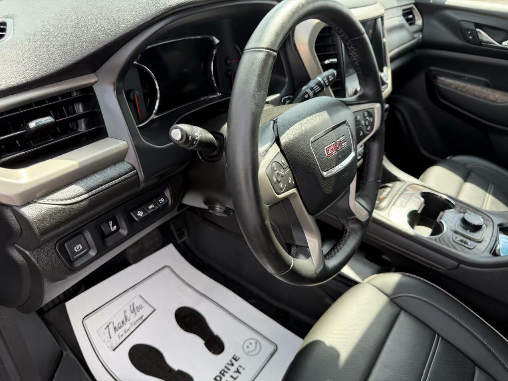 2023 GMC Acadia Image 15