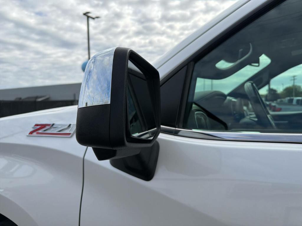 2019 Chevrolet Silverado 1500 Image 12
