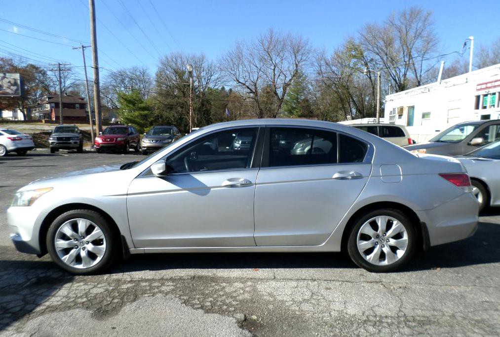 2009 Honda Accord Image 4