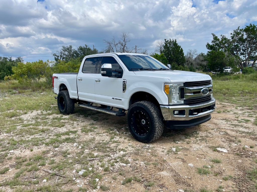 2017 Ford F-350 Image 3