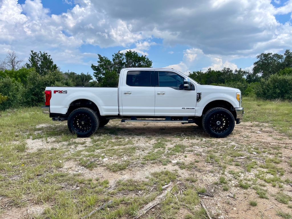 2017 Ford F-350 Image 4