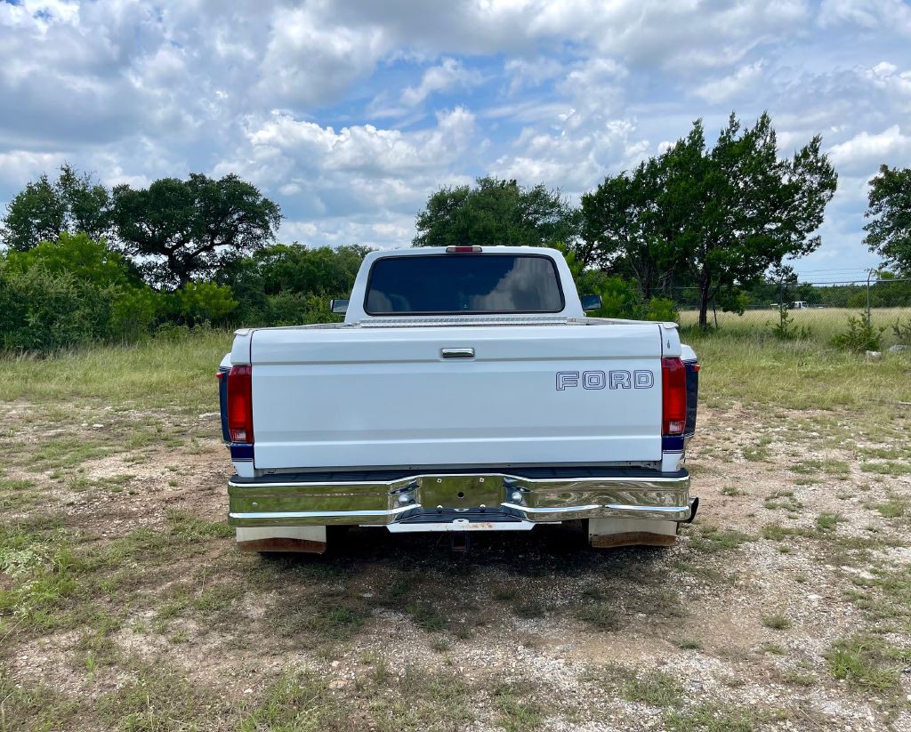 1995 Ford F-350 Image 7