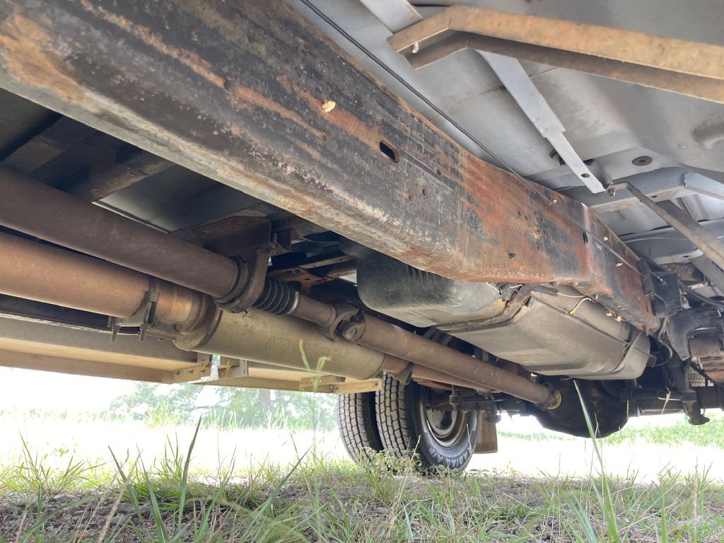 1995 Ford F-350 Image 18