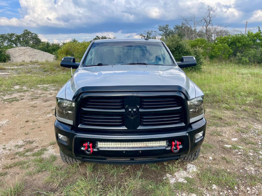 2016 RAM 3500 Image 2