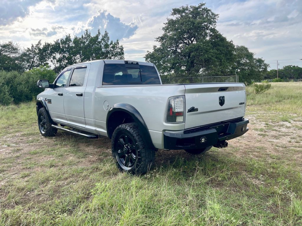 2016 RAM 3500 Image 7